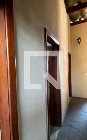Apartamento à venda com 160m², 3 quartos e sem vaga Apartamento à venda com 160m², 3 quartos e sem vagaCorredor