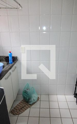 Apartamento para alugar com 90m², 3 quartos e 2 vagas Apartamento para alugar com 90m², 3 quartos e 2 vagasCozinha e Área de Serviço