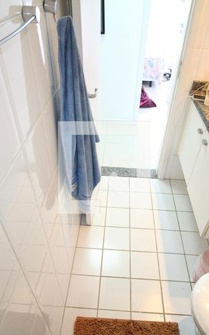 Apartamento para alugar com 90m², 3 quartos e 2 vagas Apartamento para alugar com 90m², 3 quartos e 2 vagasBanheiro Social