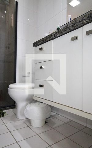 Apartamento para alugar com 90m², 3 quartos e 2 vagas Apartamento para alugar com 90m², 3 quartos e 2 vagasBanheiro do Quarto 2
