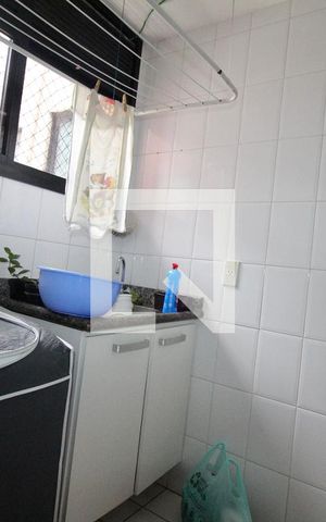 Apartamento para alugar com 90m², 3 quartos e 2 vagas Apartamento para alugar com 90m², 3 quartos e 2 vagasCozinha e Área de Serviço