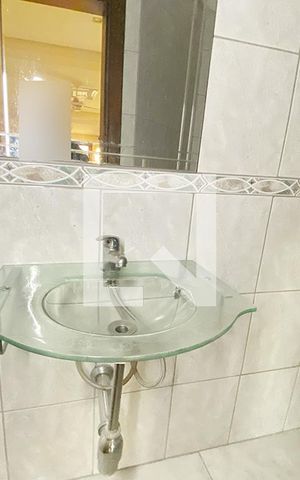 Casa à venda com 215m², 3 quartos e 2 vagasBanheiro 3