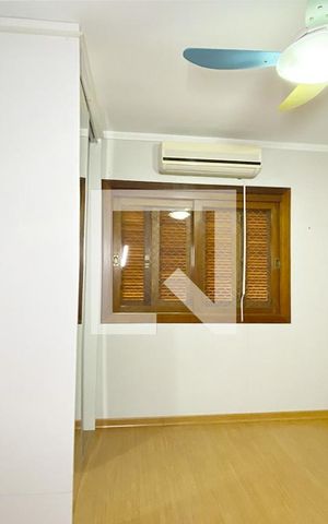 Casa à venda com 215m², 3 quartos e 2 vagasQuarto 2