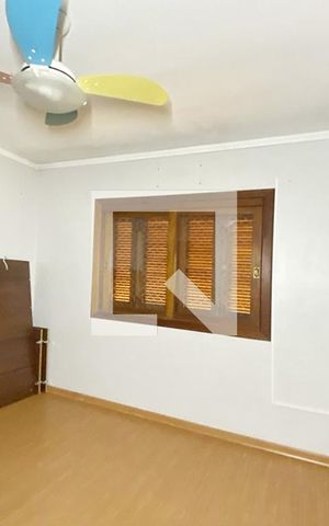 Casa à venda com 215m², 3 quartos e 2 vagasQuarto 1