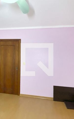 Casa à venda com 215m², 3 quartos e 2 vagasQuarto 2