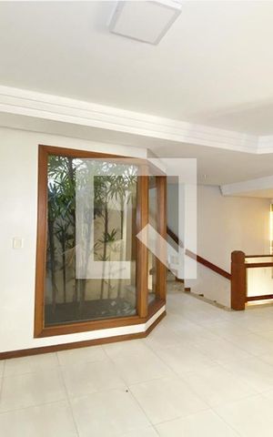 Casa à venda com 215m², 3 quartos e 2 vagasSala 2