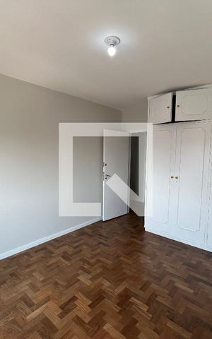 Apartamento à venda com 200m², 3 quartos e 2 vagas Apartamento à venda com 200m², 3 quartos e 2 vagasQuarto 1