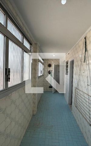 Apartamento à venda com 200m², 3 quartos e 2 vagas Apartamento à venda com 200m², 3 quartos e 2 vagasLavanderia
