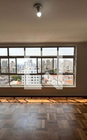 Apartamento à venda com 200m², 3 quartos e 2 vagas Apartamento à venda com 200m², 3 quartos e 2 vagasSala