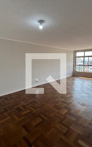 Apartamento à venda com 200m², 3 quartos e 2 vagas Apartamento à venda com 200m², 3 quartos e 2 vagasSala