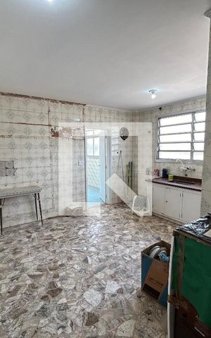 Apartamento à venda com 200m², 3 quartos e 2 vagas Apartamento à venda com 200m², 3 quartos e 2 vagasCozinha