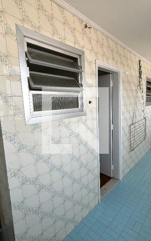 Apartamento à venda com 200m², 3 quartos e 2 vagas Apartamento à venda com 200m², 3 quartos e 2 vagasLavanderia