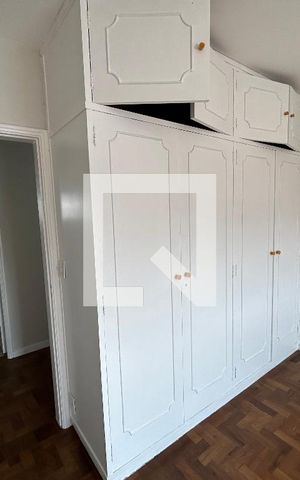 Apartamento à venda com 200m², 3 quartos e 2 vagas Apartamento à venda com 200m², 3 quartos e 2 vagasQuarto 2