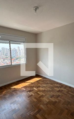 Apartamento à venda com 200m², 3 quartos e 2 vagas Apartamento à venda com 200m², 3 quartos e 2 vagasQuarto 1