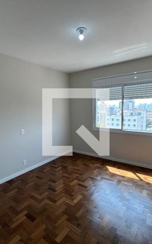 Apartamento à venda com 200m², 3 quartos e 2 vagas Apartamento à venda com 200m², 3 quartos e 2 vagasQuarto 2