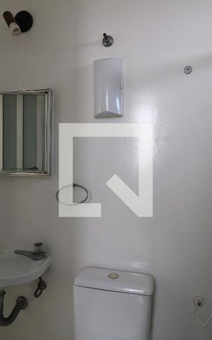 Apartamento à venda com 205m², 3 quartos e 2 vagasBanheiro de Serviço