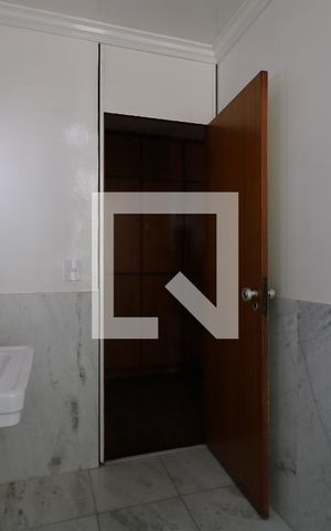 Apartamento à venda com 205m², 3 quartos e 2 vagasBanheiro Social