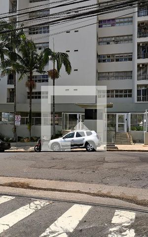 Apartamento à venda com 205m², 3 quartos e 2 vagasFachada