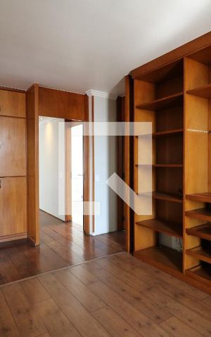 Apartamento à venda com 205m², 3 quartos e 2 vagasSala de TV