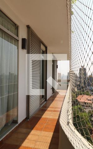 Apartamento à venda com 205m², 3 quartos e 2 vagasVaranda