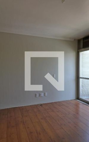 Apartamento à venda com 205m², 3 quartos e 2 vagasSuíte