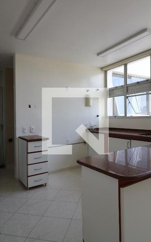 Apartamento à venda com 205m², 3 quartos e 2 vagasCozinha