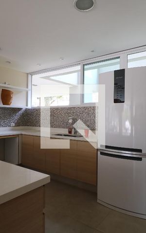 Apartamento à venda com 205m², 3 quartos e 2 vagasÁrea Comum - Salão de Festa / Copa