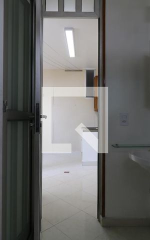 Apartamento à venda com 205m², 3 quartos e 2 vagasBanheiro de Serviço