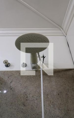 Apartamento à venda com 205m², 3 quartos e 2 vagasBanheiro da Suíte - Chuveiro