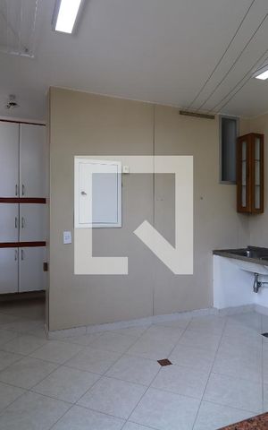 Apartamento à venda com 205m², 3 quartos e 2 vagasÁrea de Serviço
