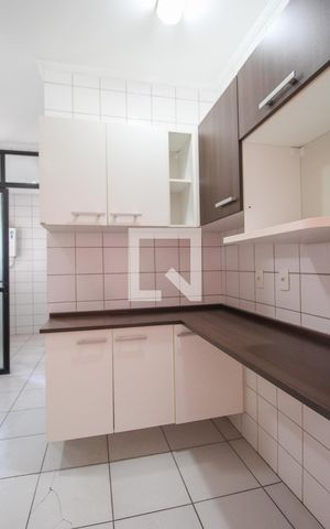 Apartamento à venda com 80m², 3 quartos e 1 vaga Apartamento à venda com 80m², 3 quartos e 1 vagaCozinha