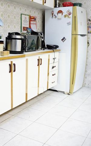 Casa à venda com 450m², 5 quartos e 4 vagasCozinha