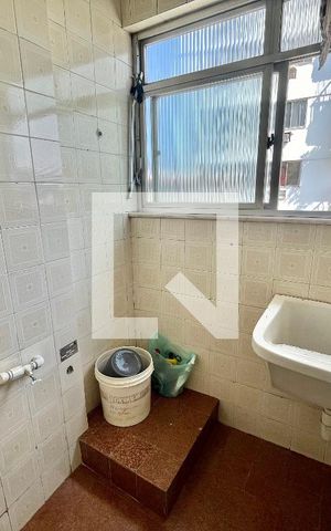 Apartamento à venda com 80m², 2 quartos e 1 vaga Apartamento à venda com 80m², 2 quartos e 1 vagaÁrea de serviço