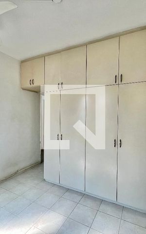 Apartamento à venda com 80m², 2 quartos e 1 vaga Apartamento à venda com 80m², 2 quartos e 1 vagaSuíte