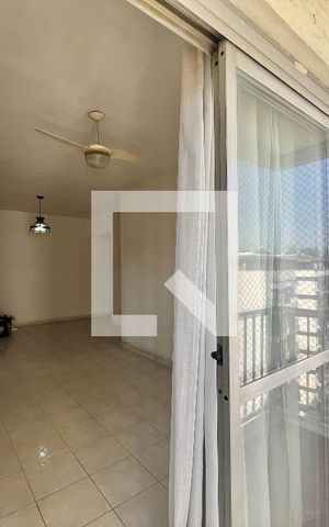 Apartamento à venda com 80m², 2 quartos e 1 vaga Apartamento à venda com 80m², 2 quartos e 1 vagaVaranda