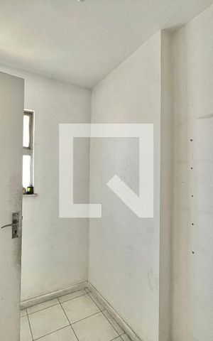 Apartamento à venda com 80m², 2 quartos e 1 vaga Apartamento à venda com 80m², 2 quartos e 1 vagaÁrea de serviço - Quarto