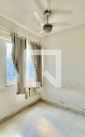Apartamento à venda com 80m², 2 quartos e 1 vaga Apartamento à venda com 80m², 2 quartos e 1 vagaSuíte