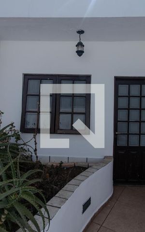 Casa à venda com 540m², 6 quartos e 4 vagas Casa à venda com 540m², 6 quartos e 4 vagasJardim