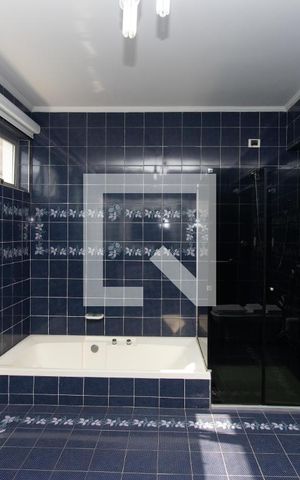 Casa à venda com 540m², 6 quartos e 4 vagas Casa à venda com 540m², 6 quartos e 4 vagasBanheiro da Suíte 1