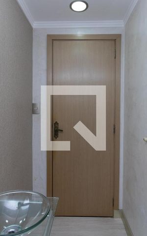 Casa à venda com 540m², 6 quartos e 4 vagas Casa à venda com 540m², 6 quartos e 4 vagasLavabo
