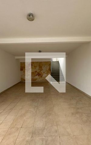 Casa à venda com 140m², 3 quartos e 4 vagasGaragem