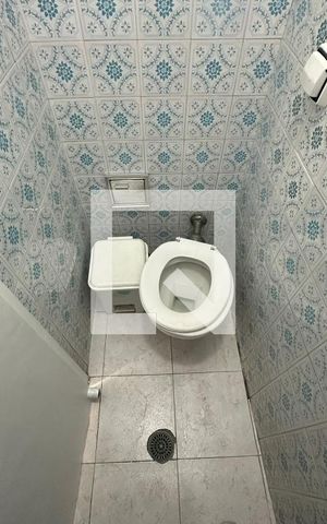 Casa à venda com 140m², 3 quartos e 4 vagasBanheiro de serviço
