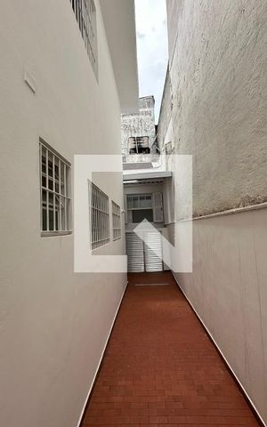 Casa à venda com 140m², 3 quartos e 4 vagasÁrea externa