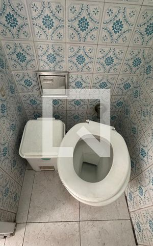 Casa à venda com 140m², 3 quartos e 4 vagasBanheiro de serviço