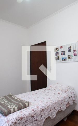Casa à venda com 300m², 3 quartos e 5 vagas Casa à venda com 300m², 3 quartos e 5 vagasQuarto 1