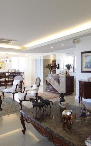 Apartamento à venda com 310m², 4 quartos e 3 vagasSala