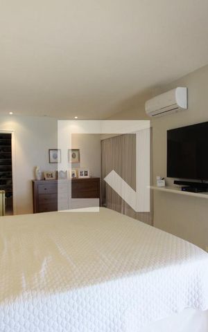 Apartamento à venda com 310m², 4 quartos e 3 vagasQuarto 4 suite