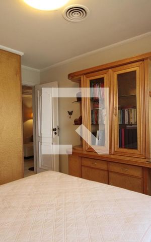 Apartamento à venda com 310m², 4 quartos e 3 vagasQuarto 2