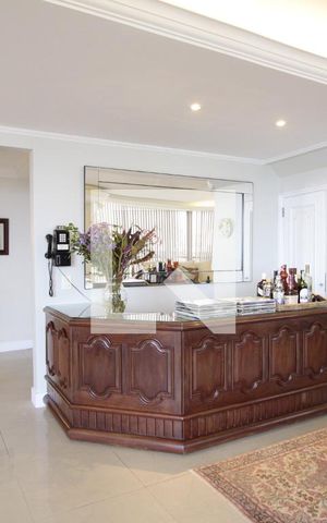 Apartamento à venda com 310m², 4 quartos e 3 vagasSala