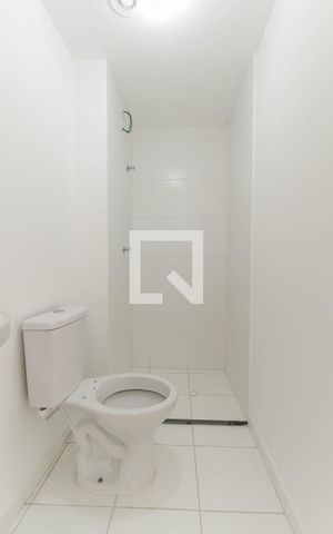 Apartamento para alugar com 30m², 2 quartos e sem vaga Apartamento para alugar com 30m², 2 quartos e sem vagaBanheiro